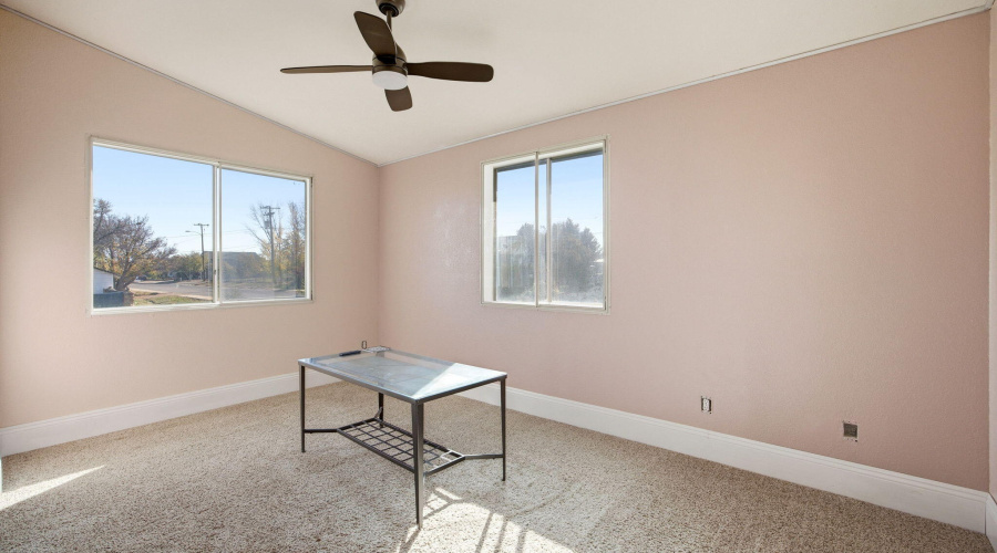 120E9thSSt-Snowflake-AZ-21