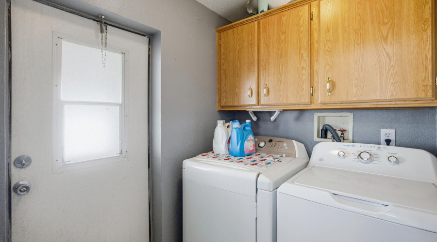 120E9thSSt-Snowflake-AZ-22