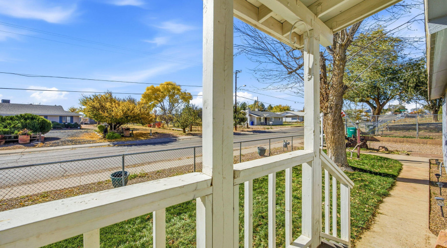 120E9thSSt-Snowflake-AZ-6