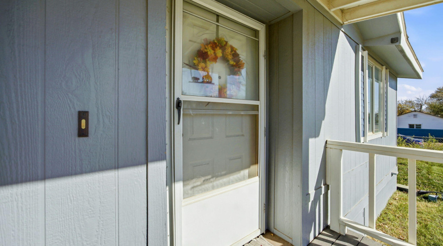 120E9thSSt-Snowflake-AZ-7