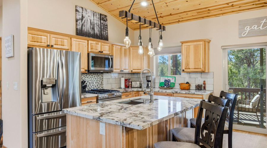 1579GreentreeCir-HeberOvergaard-AZ-11