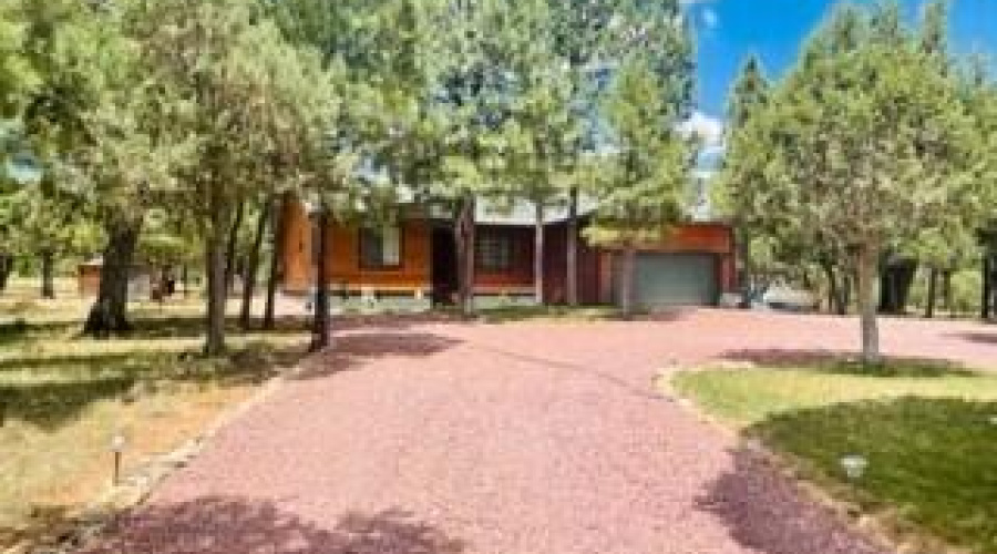 front graveled drive