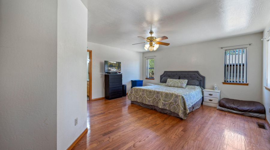 2232EagleLn-Overgaard-AZ-15