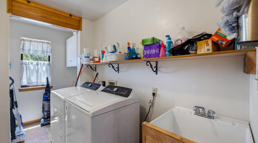 2232EagleLn-Overgaard-AZ-27