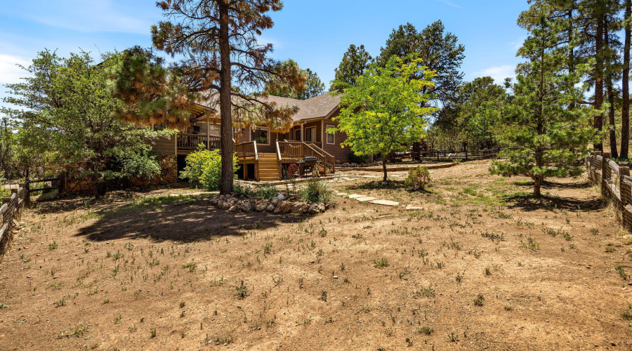 2232EagleLn-Overgaard-AZ-34