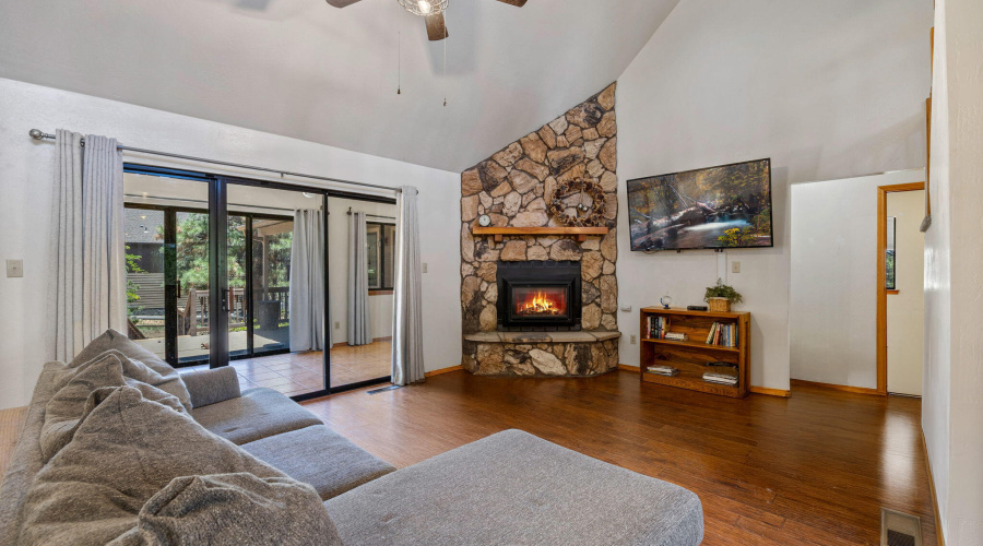 2232EagleLn-Overgaard-AZ-7