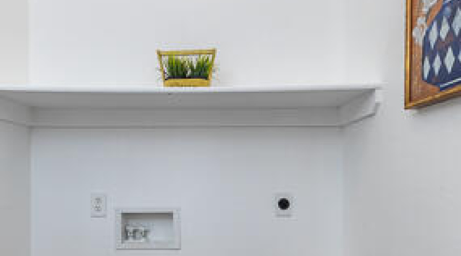 502 1100 West Street W MLS-39