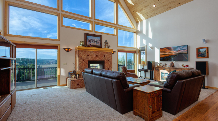 016_photo_16_2225_sr77_sl_85901_jennifer