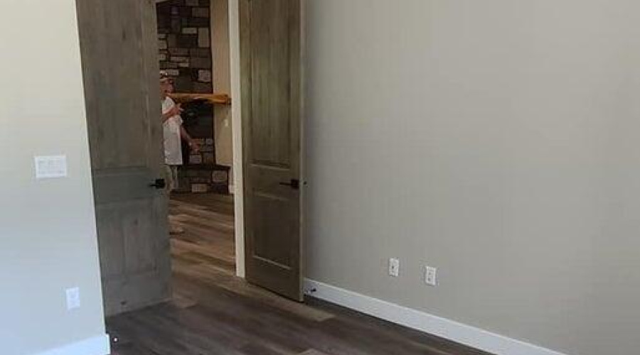 20210902155348611303000000-o