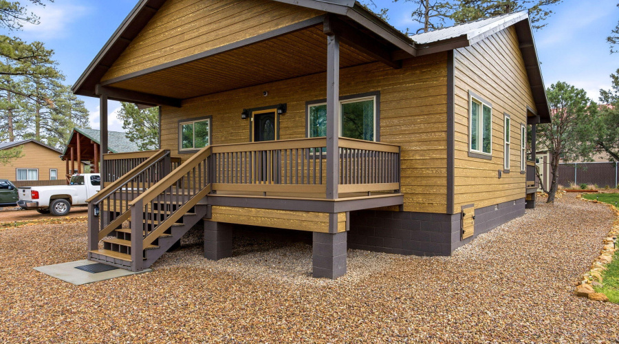 1979ChristmasPineCircle-HeberOvergaard-A