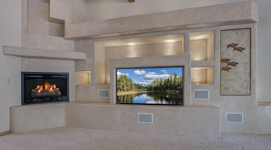 RR great room built ins