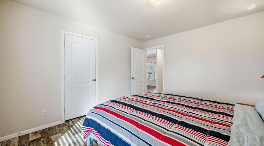 3501AZ277-HeberOvergaard-AZ-23