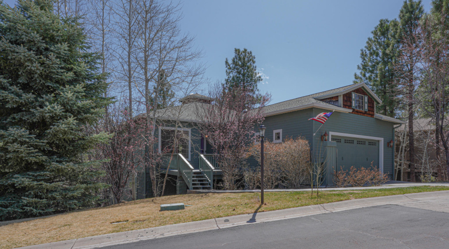 3041 W Simon Cir -01