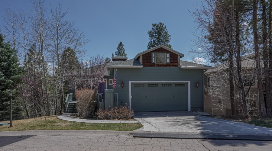 3041 W Simon Cir -03