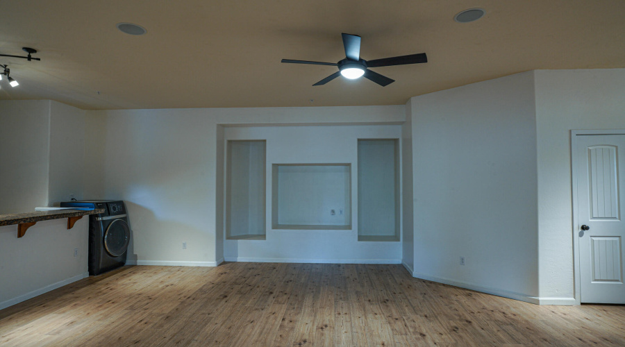 3041 W Simon Cir -81