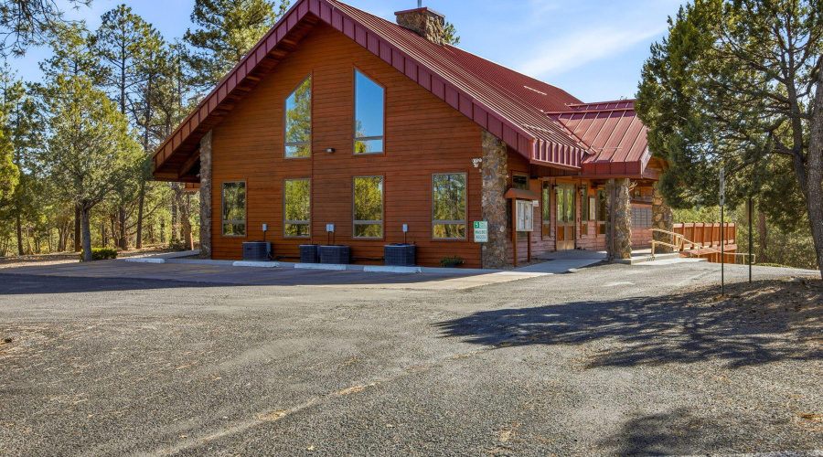 VacationVillage-Clubhouse-2