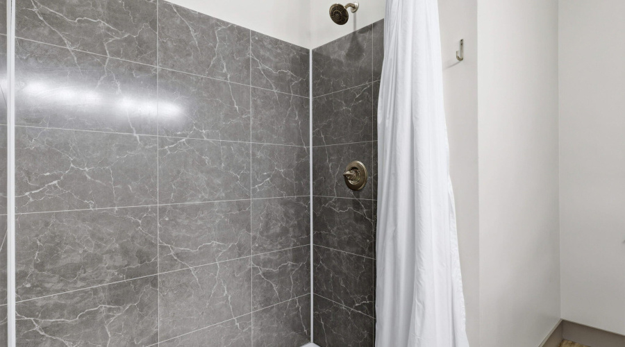 1200W4thSt-EagarAZ-35