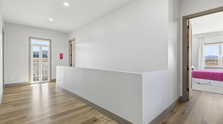 1200W4thSt-EagarAZ-38