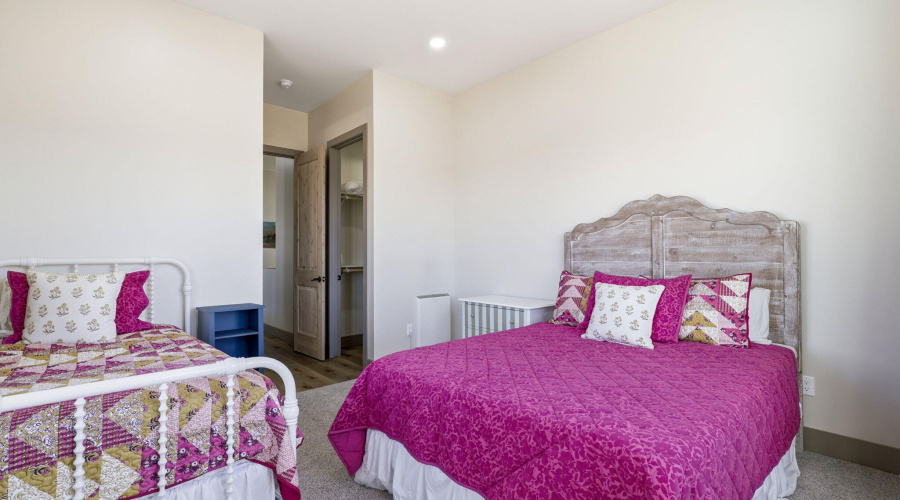 1200W4thSt-EagarAZ-52