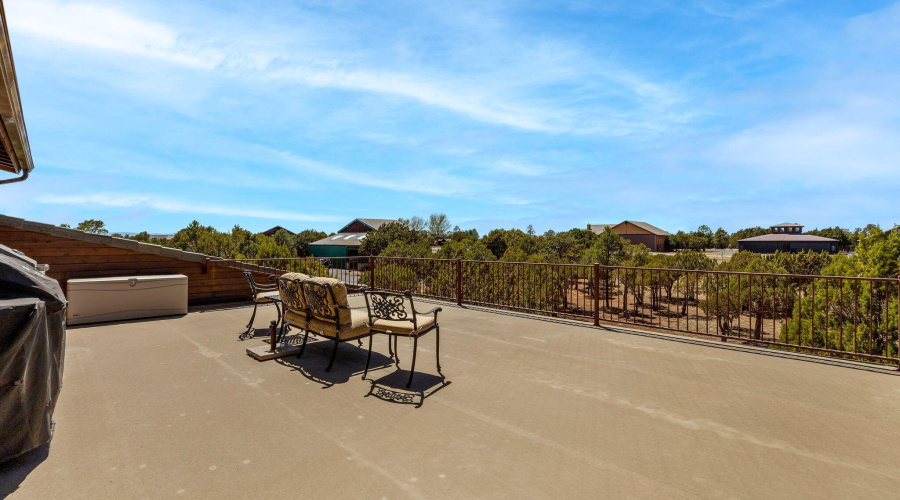 2335VoyagerCir-Overgaard-AZ-36