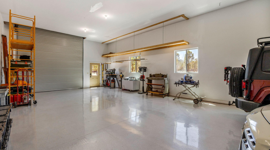 2335VoyagerCir-Overgaard-AZ-39