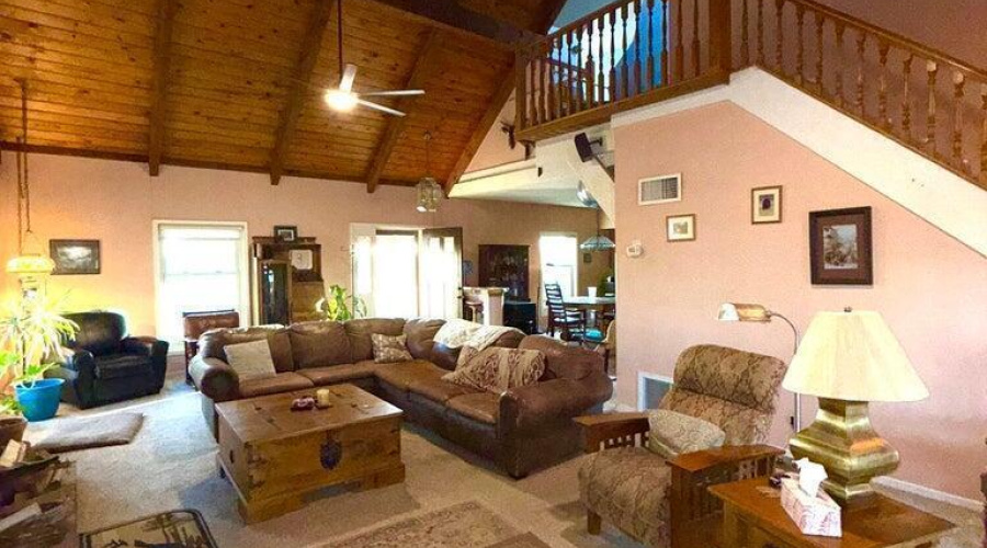 Stairs up to 2nd master