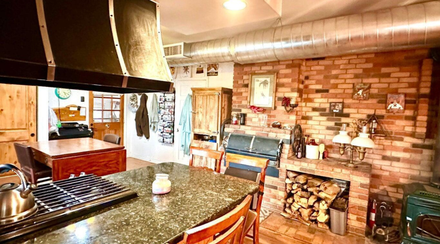 Amazing brick work throughout