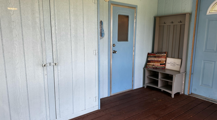 20250822_210226029_iOS