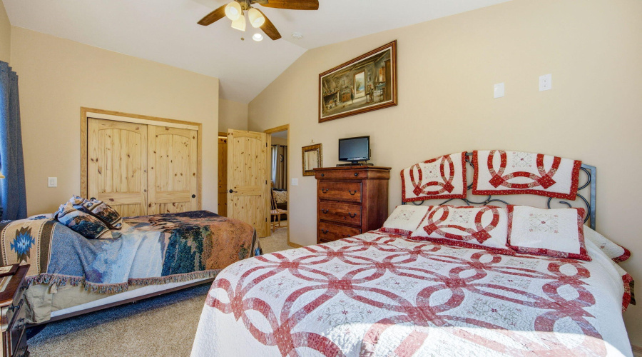 2009JudyRanchRd-OvergaardAZ-19