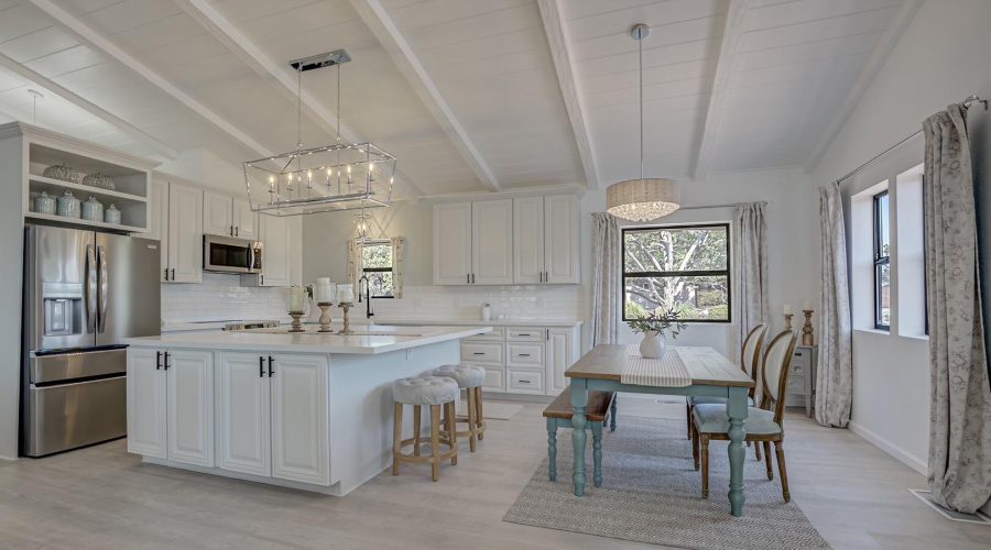 Kitchen & Dining (2)