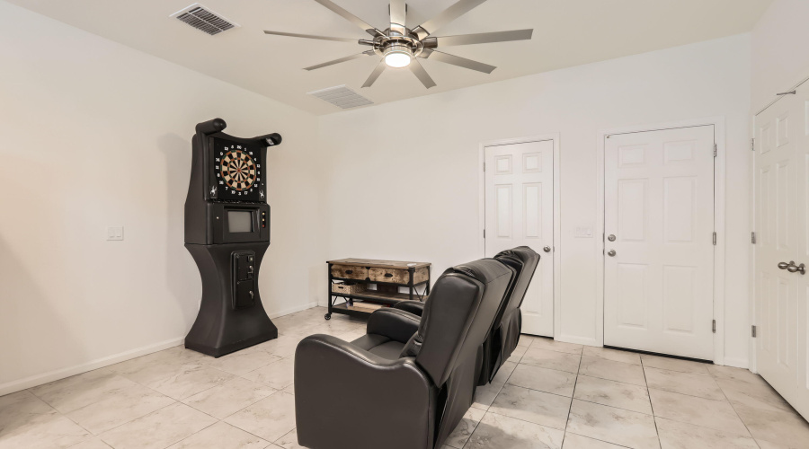 021 - 23 Suite Living Room