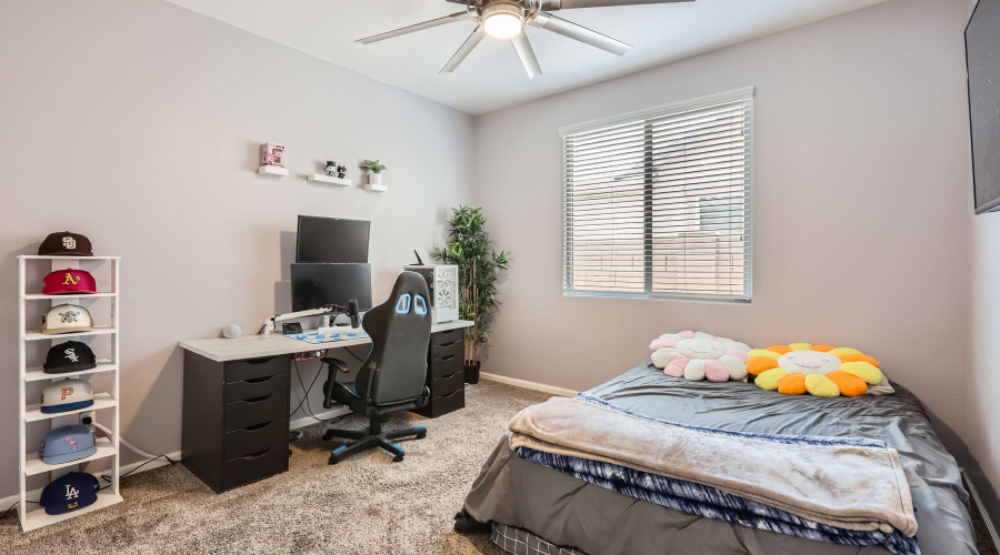 025 - 27 Suite Bedroom