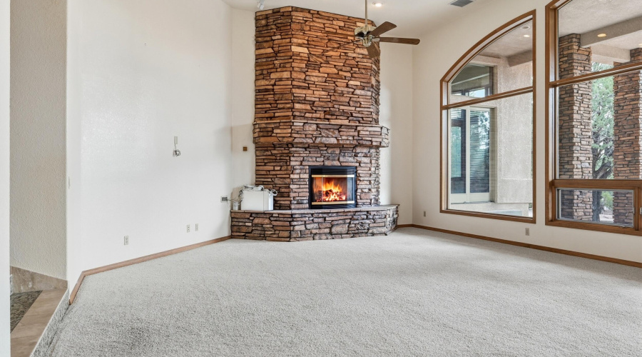 003_DSC_2455_with_fire