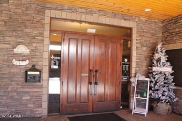 2450 White Mountain Road, Show Low, Arizona 85901, ,Rentals,For Sale,White Mountain,253777