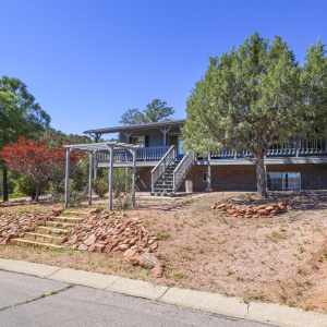 Welcome to Mountain Living!