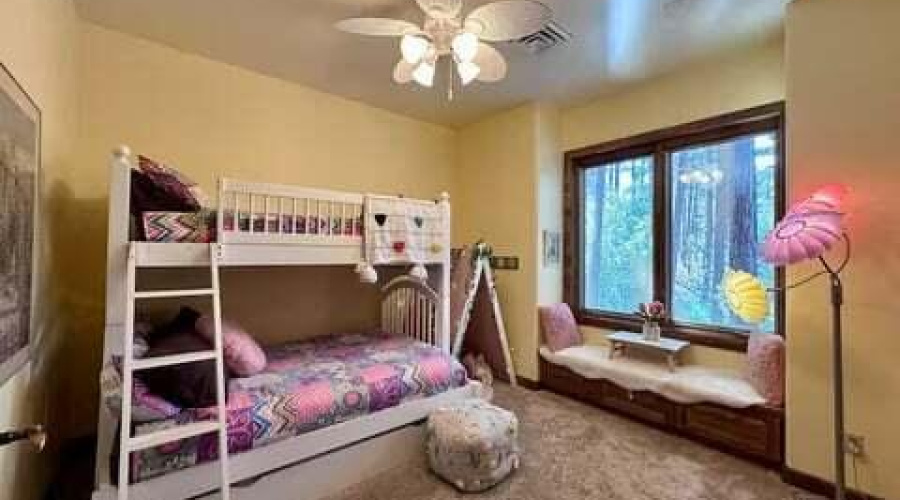 9f886918-8287-40bb-b30f-1d0e003fabe3