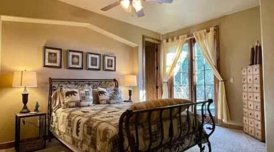 035c864e-c992-463c-a140-7d7bc74ce8f5