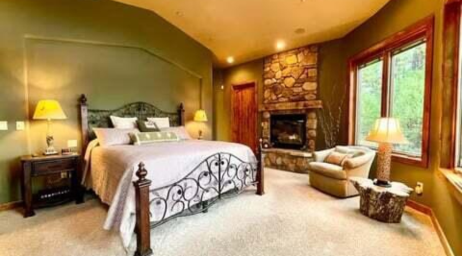 469e9f30-c00c-4d70-bd67-3245e256182b