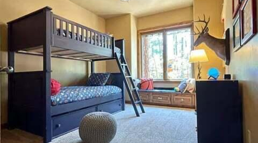 a122888d-0f5c-43e8-92e2-a68862ba977e