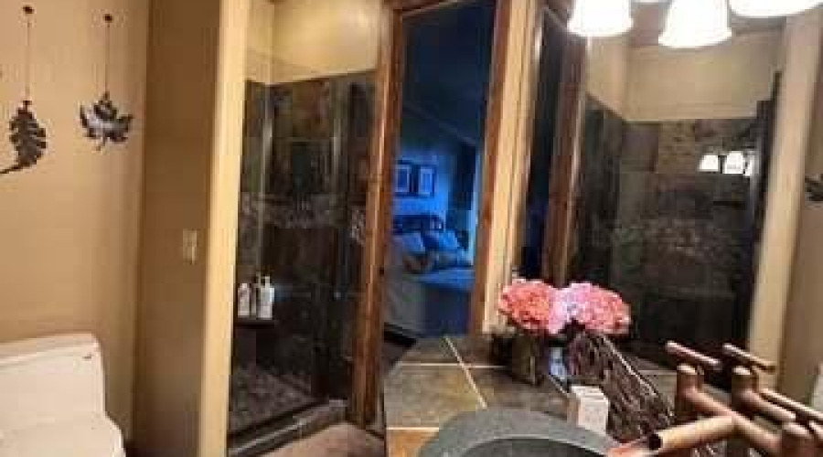 c027c695-82e0-4d4a-8430-439514f0ca71