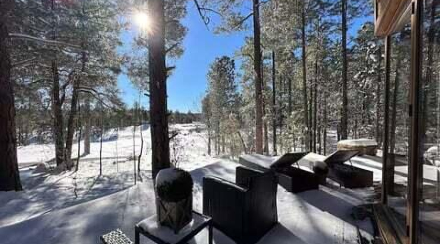 dd83761e-93e7-4aa5-b022-c7bb431a4b16