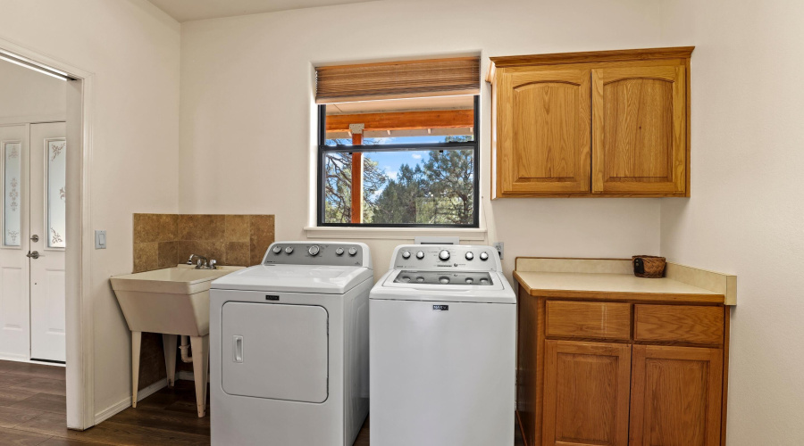 Laundry Room w sink