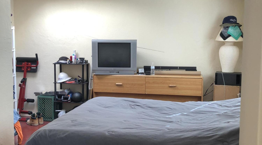 Second 414 Unit B Bdrm