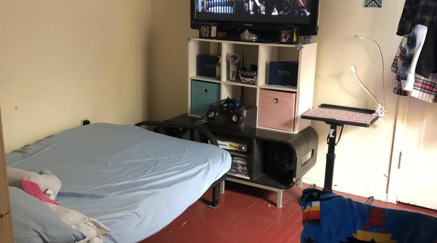 Second 414 Unit B Bdrms