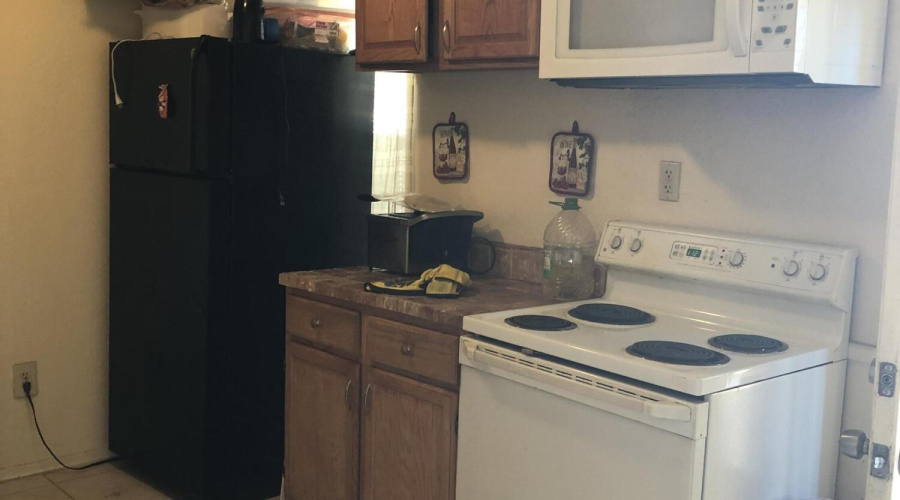 Second 414 Unit D Kitchen