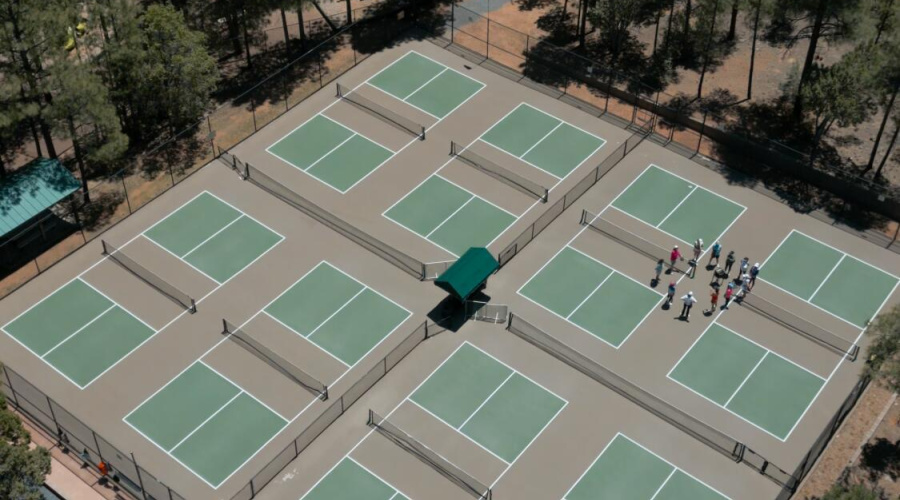 pickleballcourtclubhouse.00_