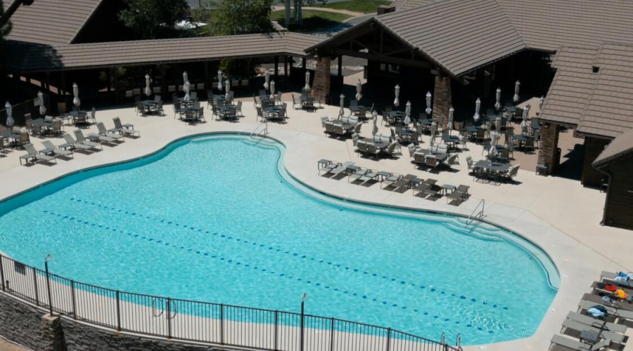 golfclubhousepool.00_01_54_58.Still002