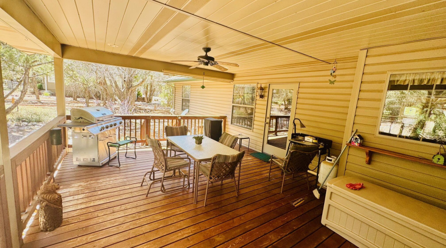 Coverd Back Deck