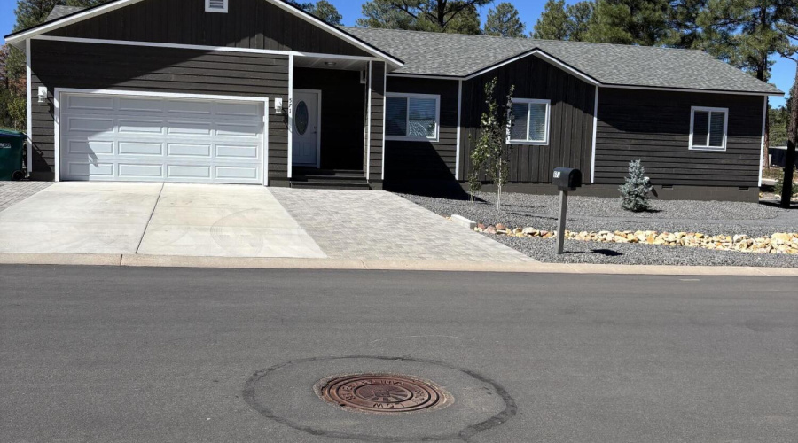 Front of House Pic 2