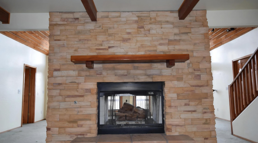 See through fireplace